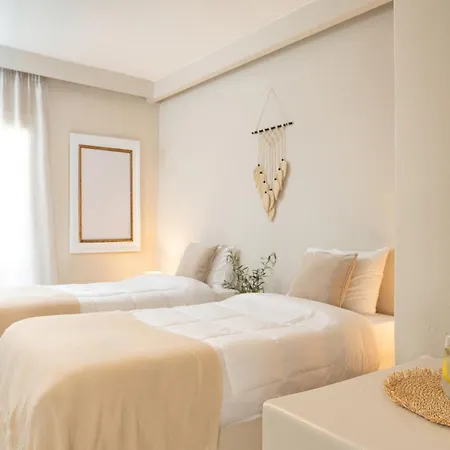 Hotel Paridian Elegant Living *